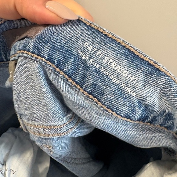 LIKE NEW - DL1961- PATTIE - HIGHRISE VINTAGE ANKLE JEANS IN REEF - Picture 5 of 10